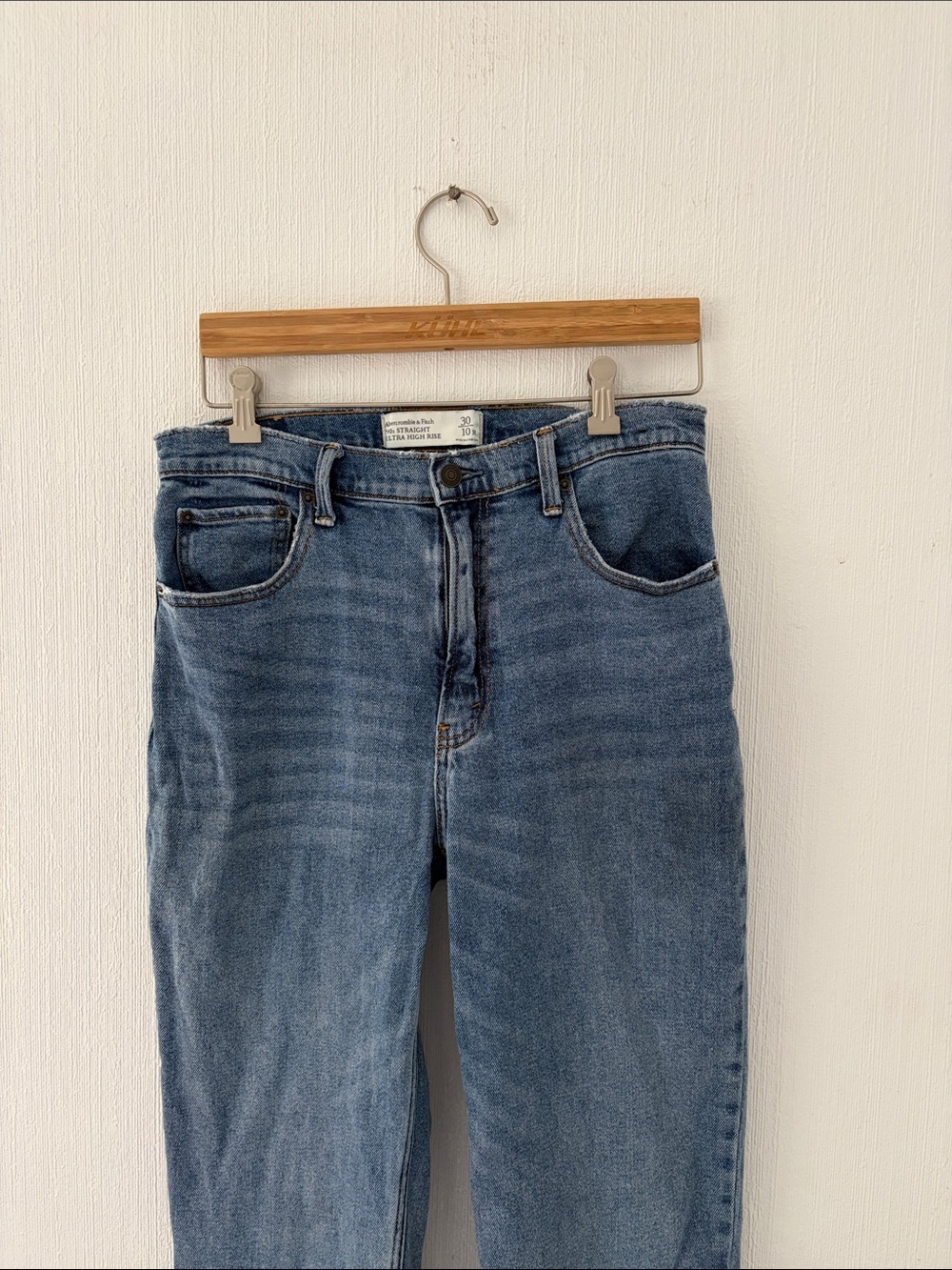 Abercrombie & Fitch 90s Straight Ultra High Rise Jeans